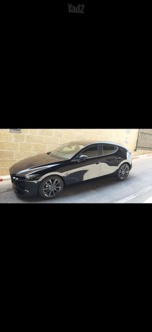 מודעת רכב מאזדה 3