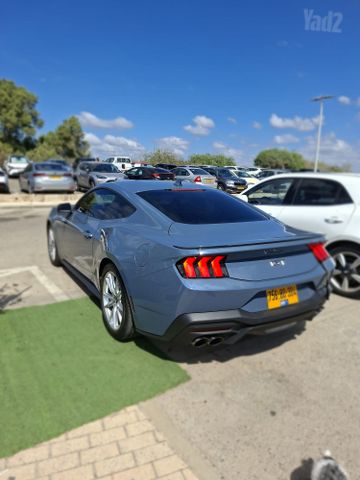 מודעת רכב פורד מוסטנג