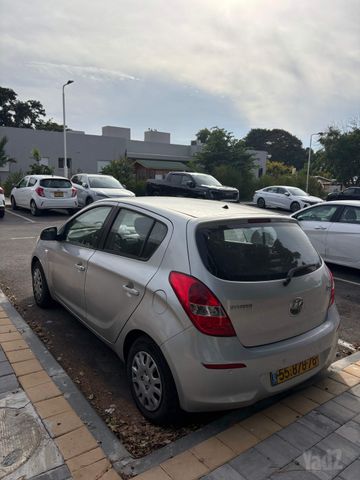 מודעת רכב יונדאי i20