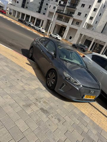 מודעת רכב יונדאי איוניק