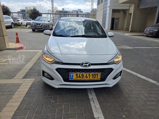 מודעת רכב יונדאי i20