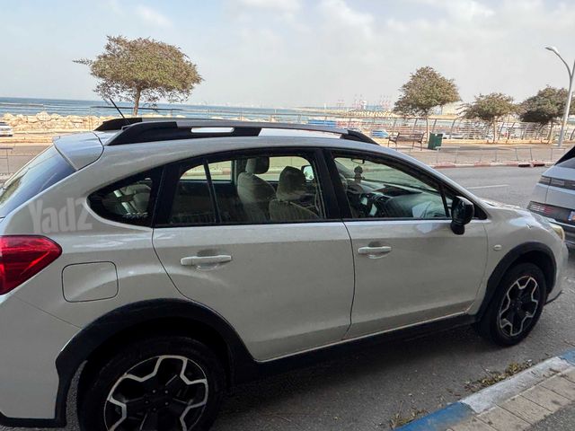 מודעת רכב סובארו XV