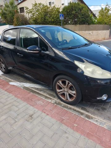 מודעת רכב פיג'ו 208