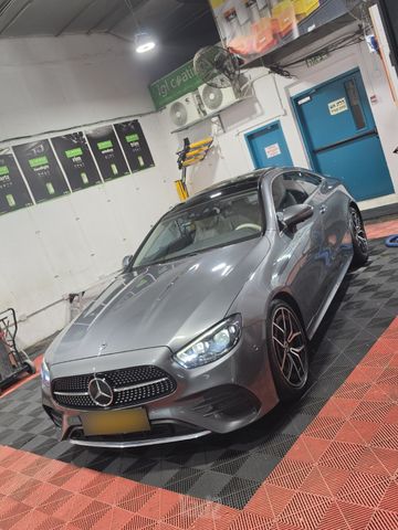 מודעת רכב מרצדס-בנץ E-class