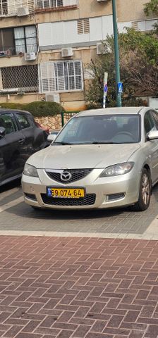 מודעת רכב מאזדה 3