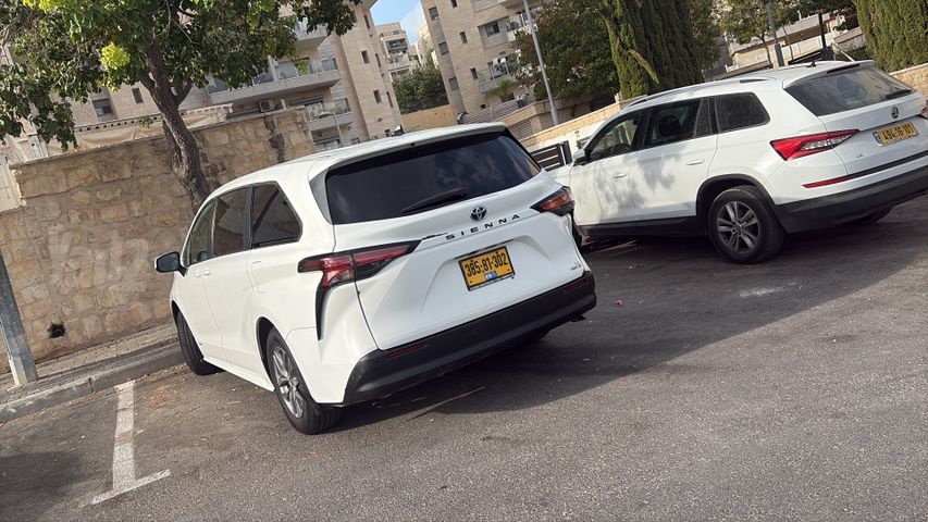 מודעת רכב טויוטה סיינה