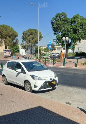 מודעת רכב טויוטה יאריס