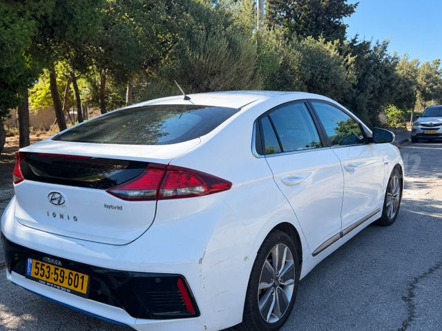 מודעת רכב יונדאי איוניק