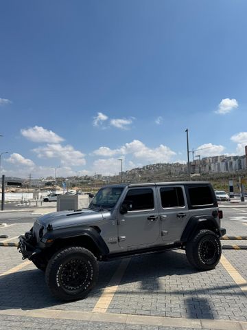 מודעת רכב ג'יפ רנגלר