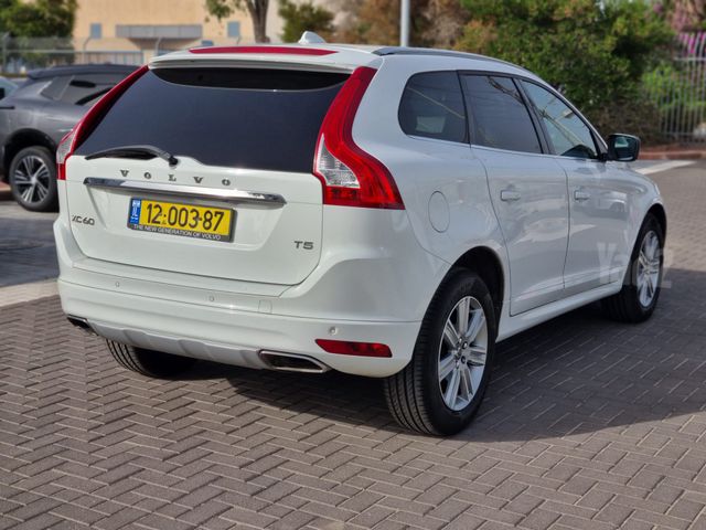מודעת רכב וולוו XC60 1