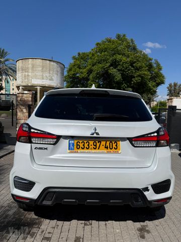 מודעת רכב מיצובישי ASX 2