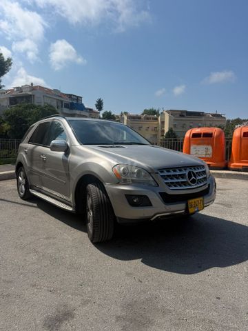 מודעת רכב מרצדס-בנץ ML