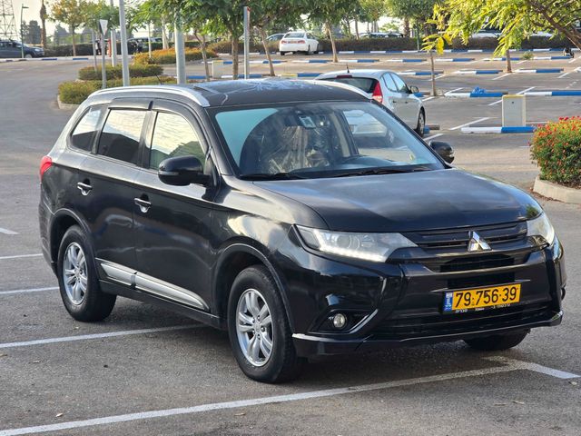 מודעת רכב מיצובישי אאוטלנדר 1