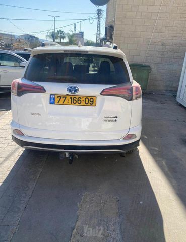 מודעת רכב טויוטה RAV4