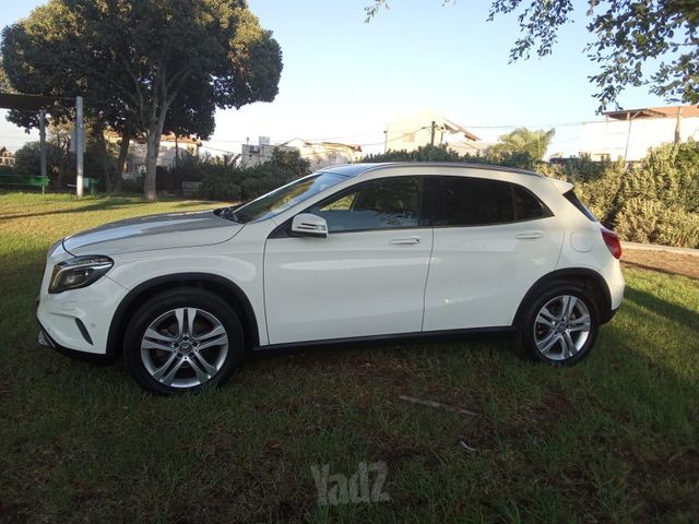 GLA 4X2 Urban GLA 200 אוט׳ בנזין 1.6 (156 כ״ס) [2014-2017]