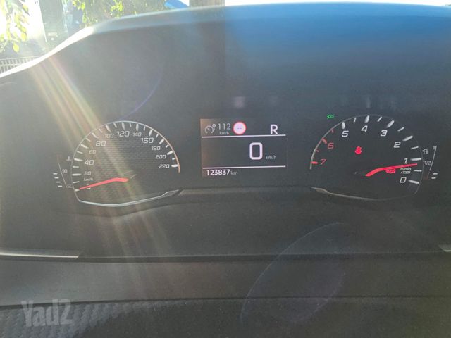 מודעת רכב פיג'ו 2008