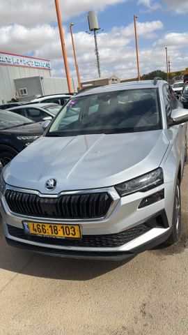 מודעת רכב סקודה קארוק