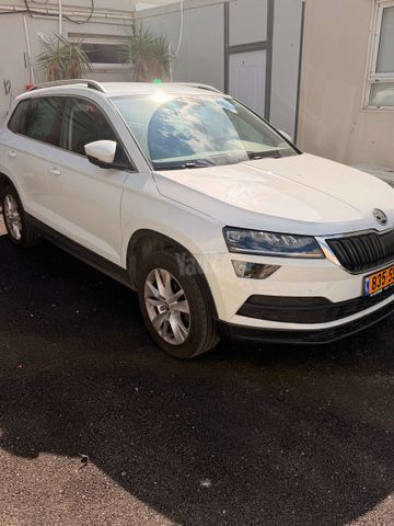 מודעת רכב סקודה קארוק
