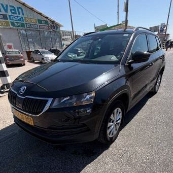 מודעת רכב סקודה קארוק