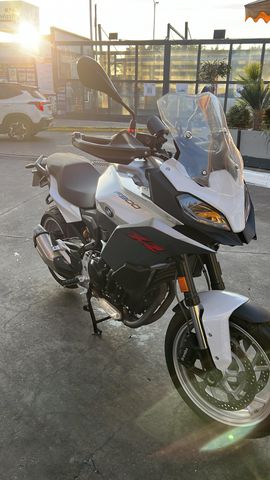 מודעת רכב ב.מ.וו F900XR