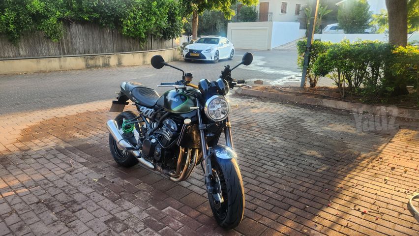 מודעת רכב קאוואסאקי Z900