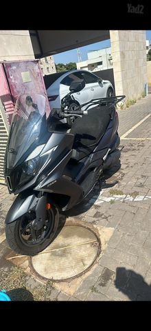 מודעת רכב קימקו דאון-טאון 250ABS