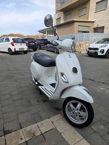 מודעת רכב פיאג'ו וספה LX125