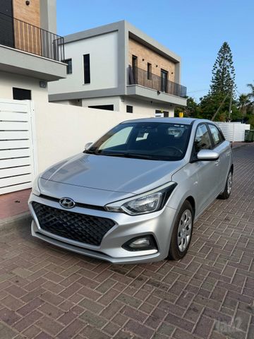 מודעת רכב יונדאי i20
