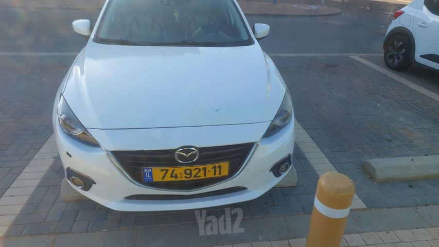 מודעת רכב מאזדה 3