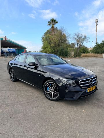 מודעת רכב מרצדס-בנץ E-class