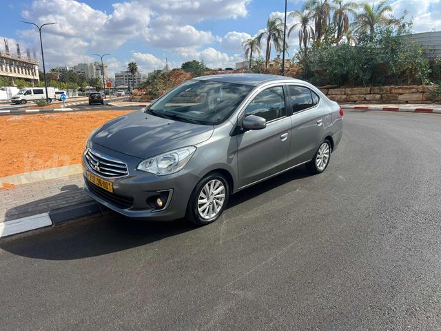 מודעת רכב מיצובישי אטראז'