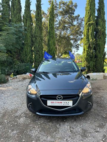 מודעת רכב מאזדה 2