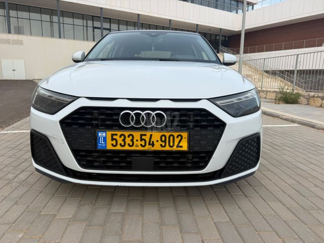 מודעת רכב אאודי A1