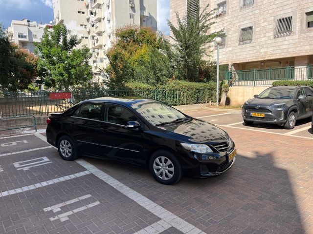מודעת רכב טויוטה קורולה