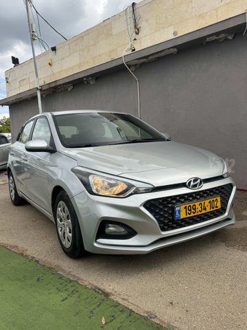 מודעת רכב יונדאי i20
