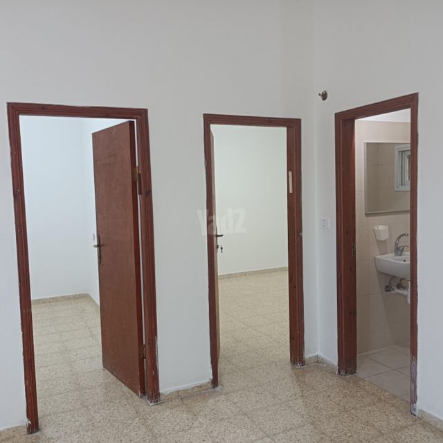 ארלוזורוב 11
