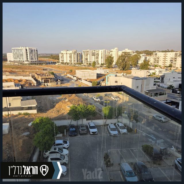 שושן צחור 