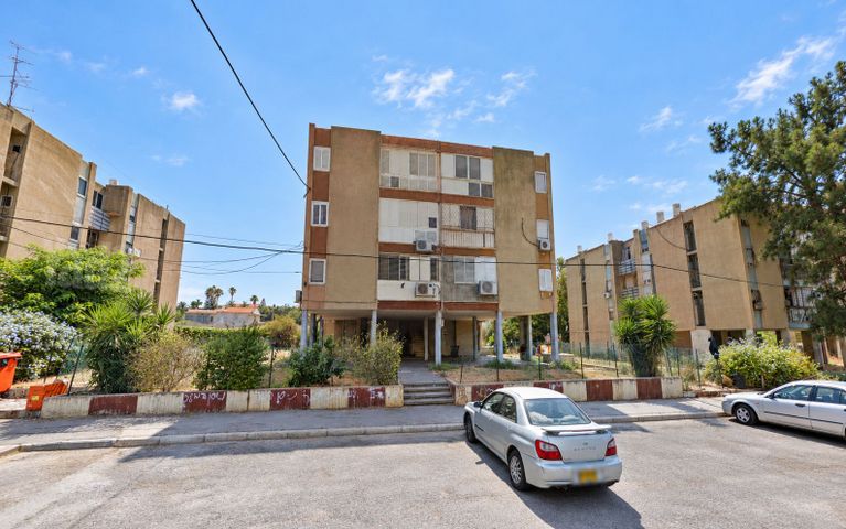 דירה, חדרה