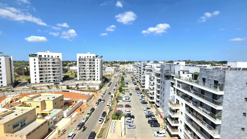 גג/ פנטהאוז, עמירם, פרדס חנה כרכור