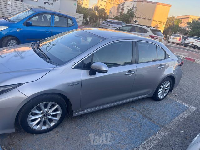 מודעת רכב טויוטה קורולה