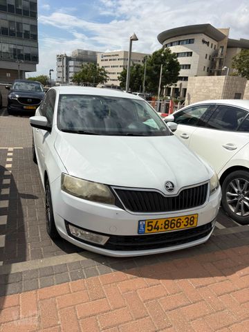 מודעת רכב סקודה ראפיד