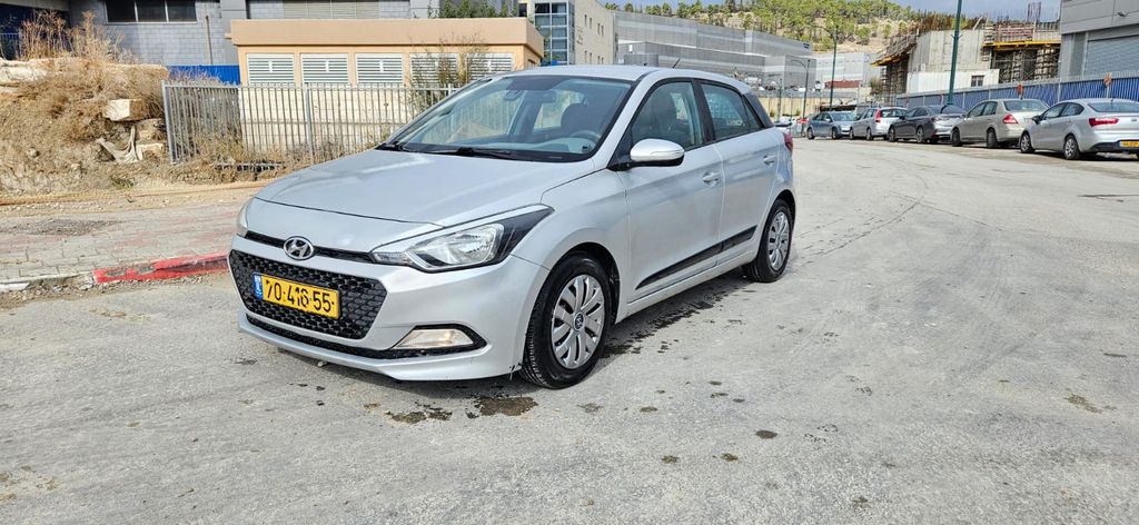 מודעת רכב יונדאי i20
