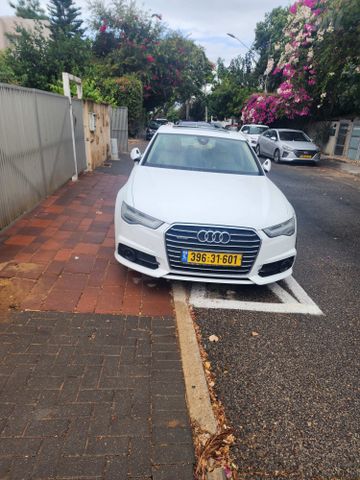 מודעת רכב אאודי A6