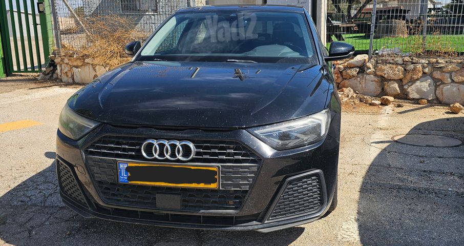 מודעת רכב אאודי A1