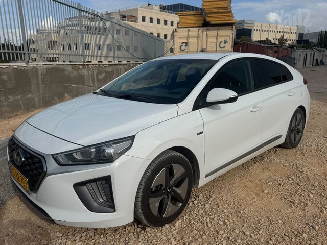 מודעת רכב יונדאי איוניק