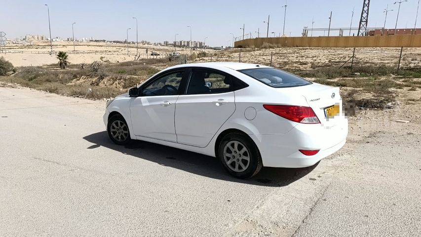 מודעת רכב יונדאי אקסנט i25