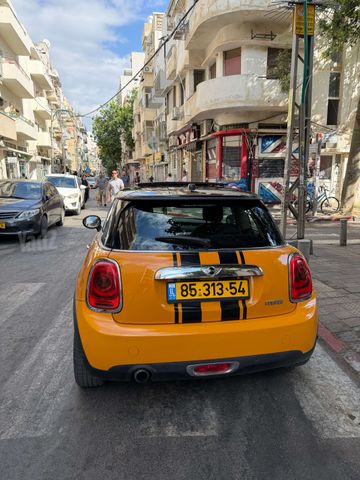 מודעת רכב מיני קופר