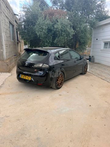 מודעת רכב סיאט לאון