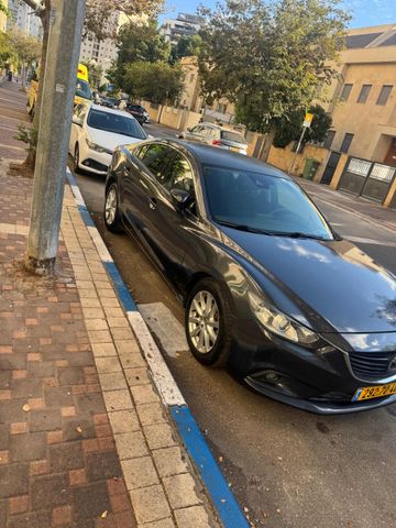 מודעת רכב מאזדה 6