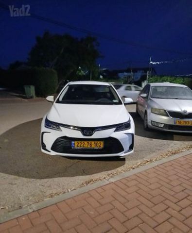 מודעת רכב טויוטה קורולה